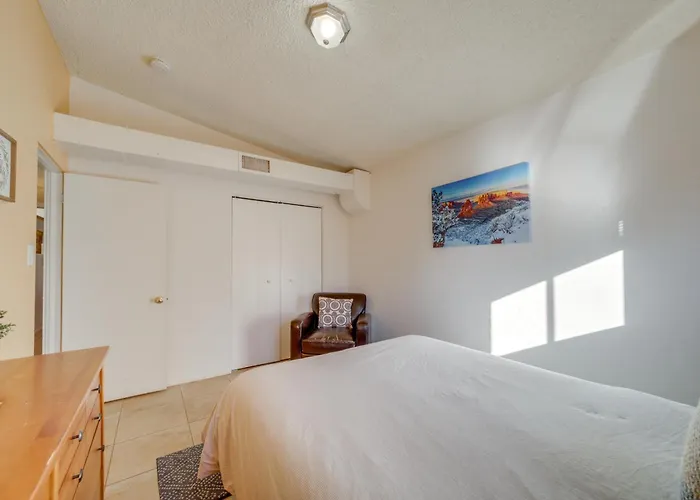 Near Hiking & Golfing: W/ Patio! Casa vacanze Sedona